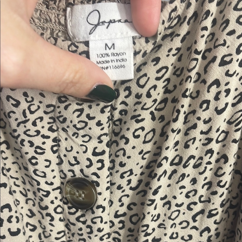 Leopard print Button-Down Dress - Picture 3 of 4